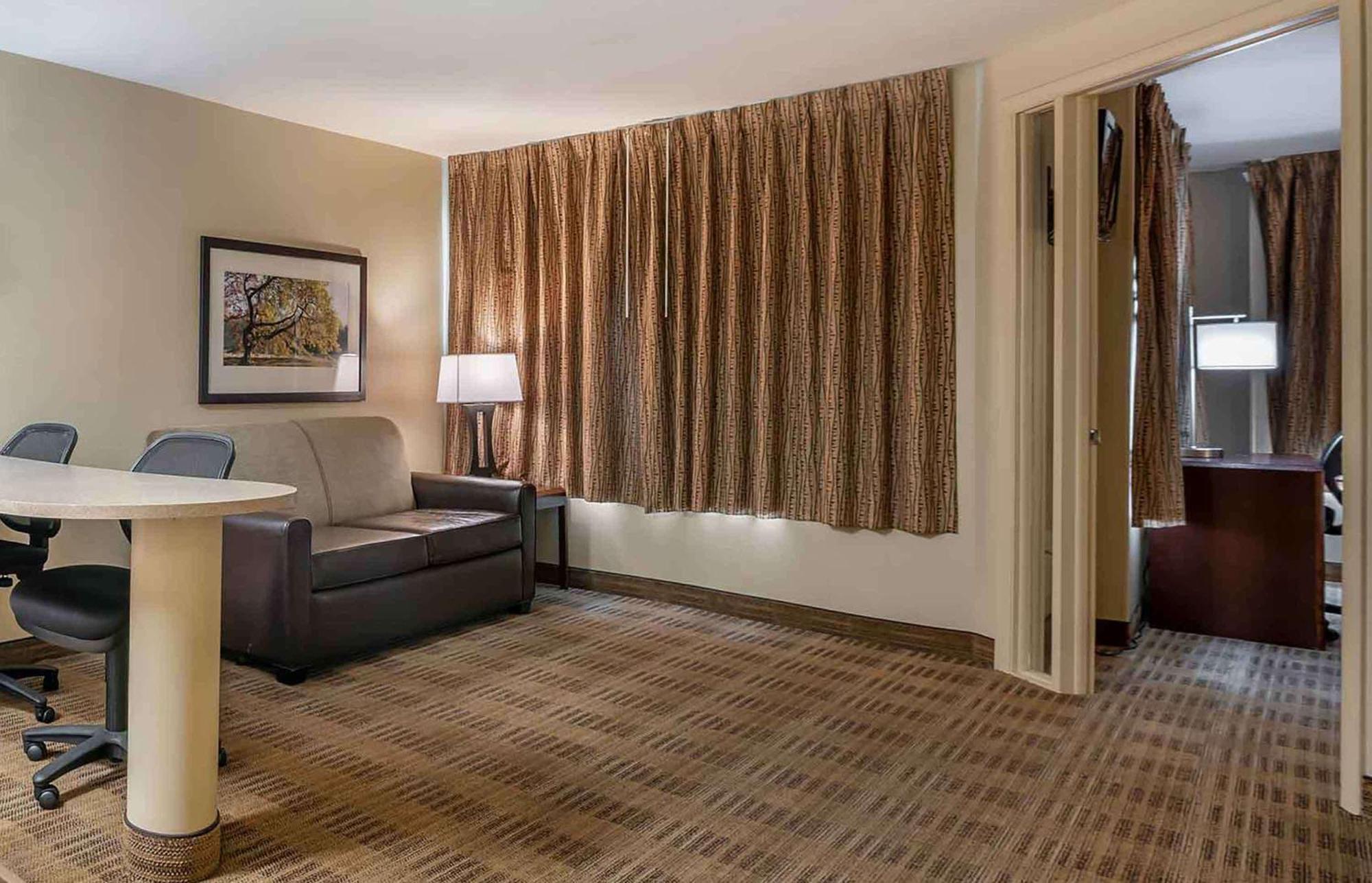 Extended America - - Med Ctr - Nrg Park - Braeswood Blvd